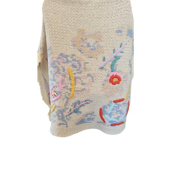 See & be seen statement poncho soft winter warm S/ M neutral 3D whimsical modern - Picture 3 of 11